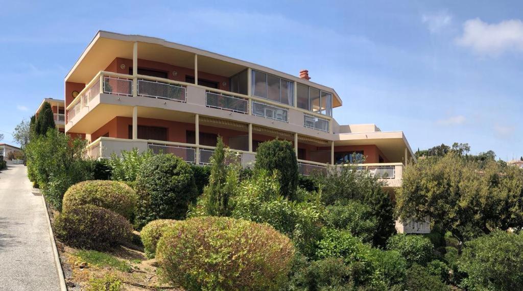 Appartement Altair Le Lavandou Exterior foto